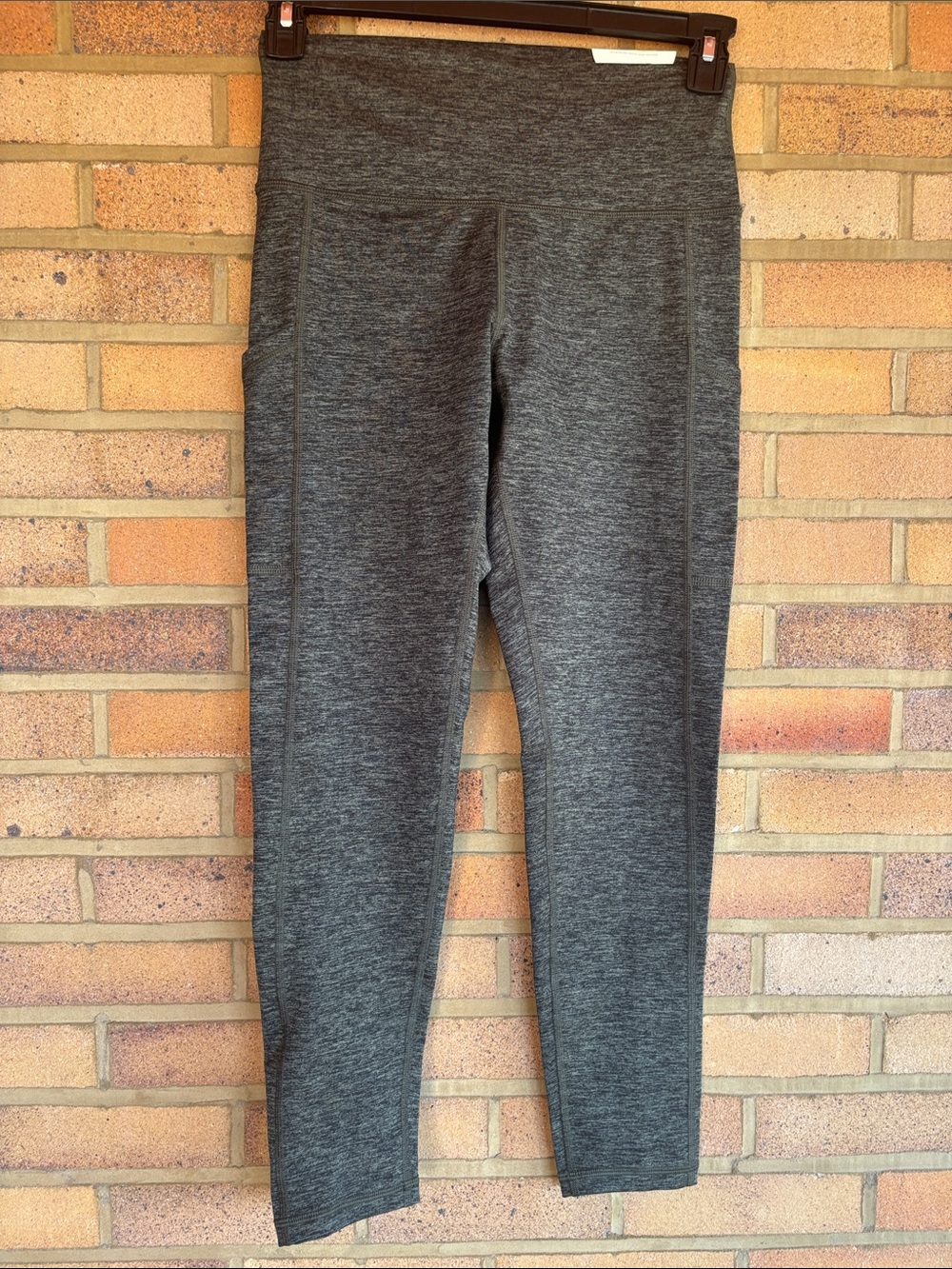 aerie offline NWT The Hugger High Waist Olive Green Leggings L - Picture 2 of 8